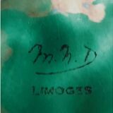 Empty shell pocket St James 50's