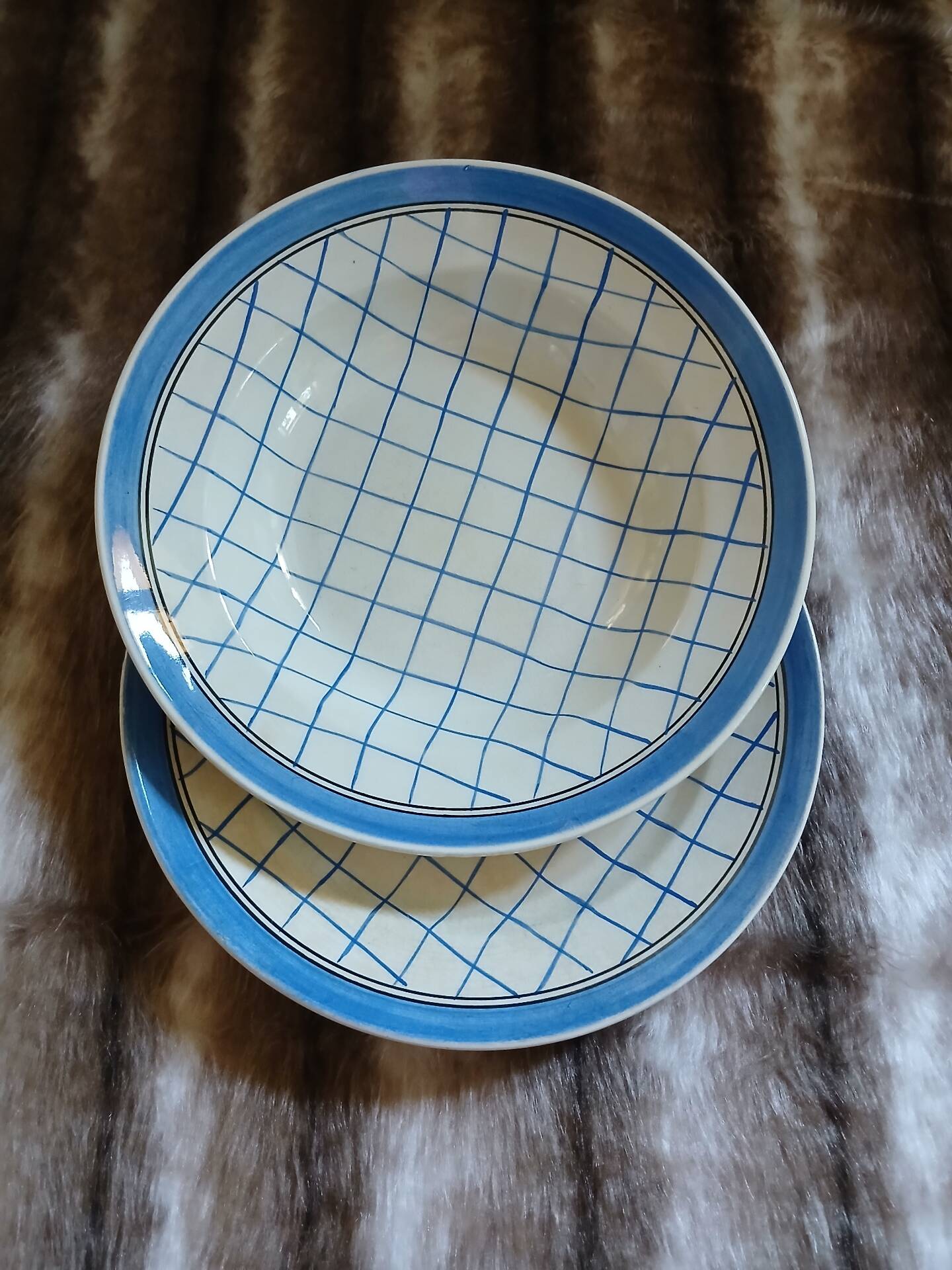 2 plats ronds anciens "Michel " de Gien 