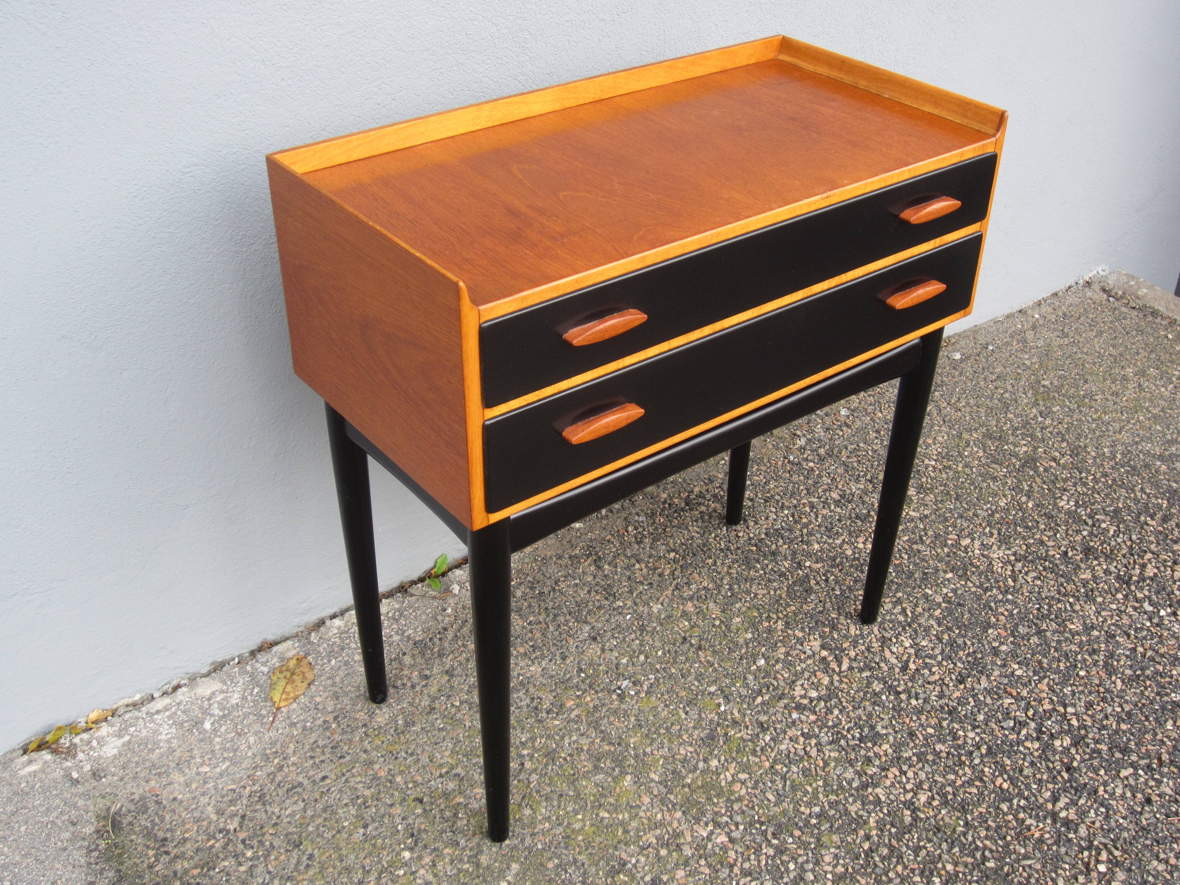 Scandinavian teak chest of drawers Treman Möbelfabrik