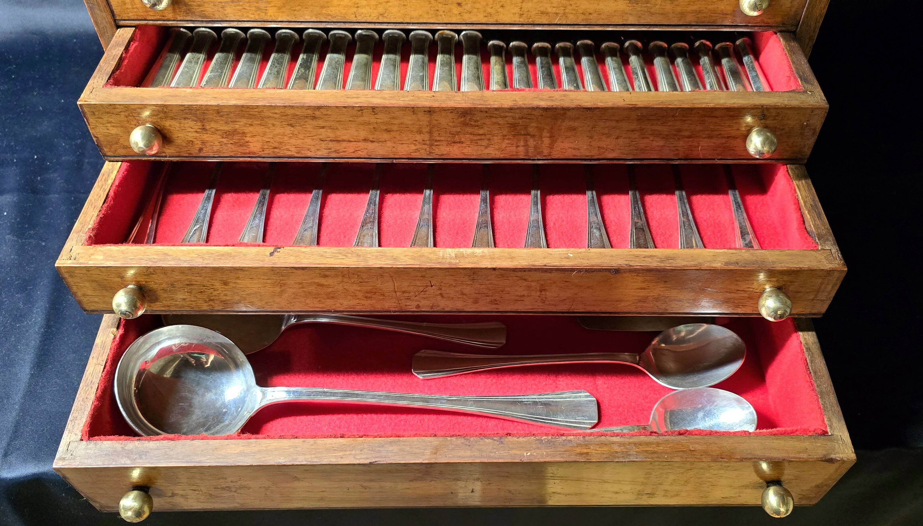 Christofle "Boréal" silver-plated cutlery set, 149 pieces in its box