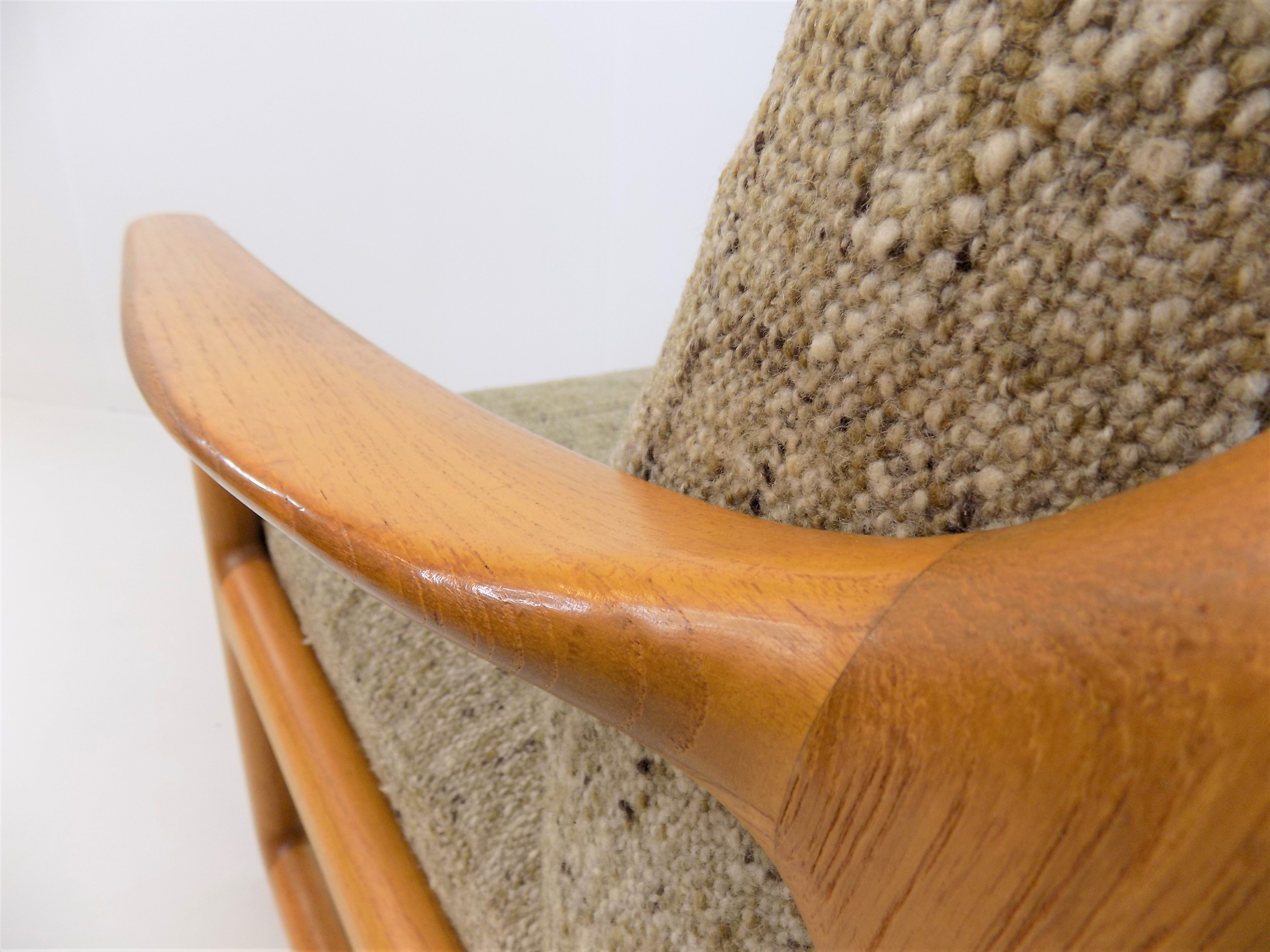 Paire de fauteuils par Johannes Andersen
