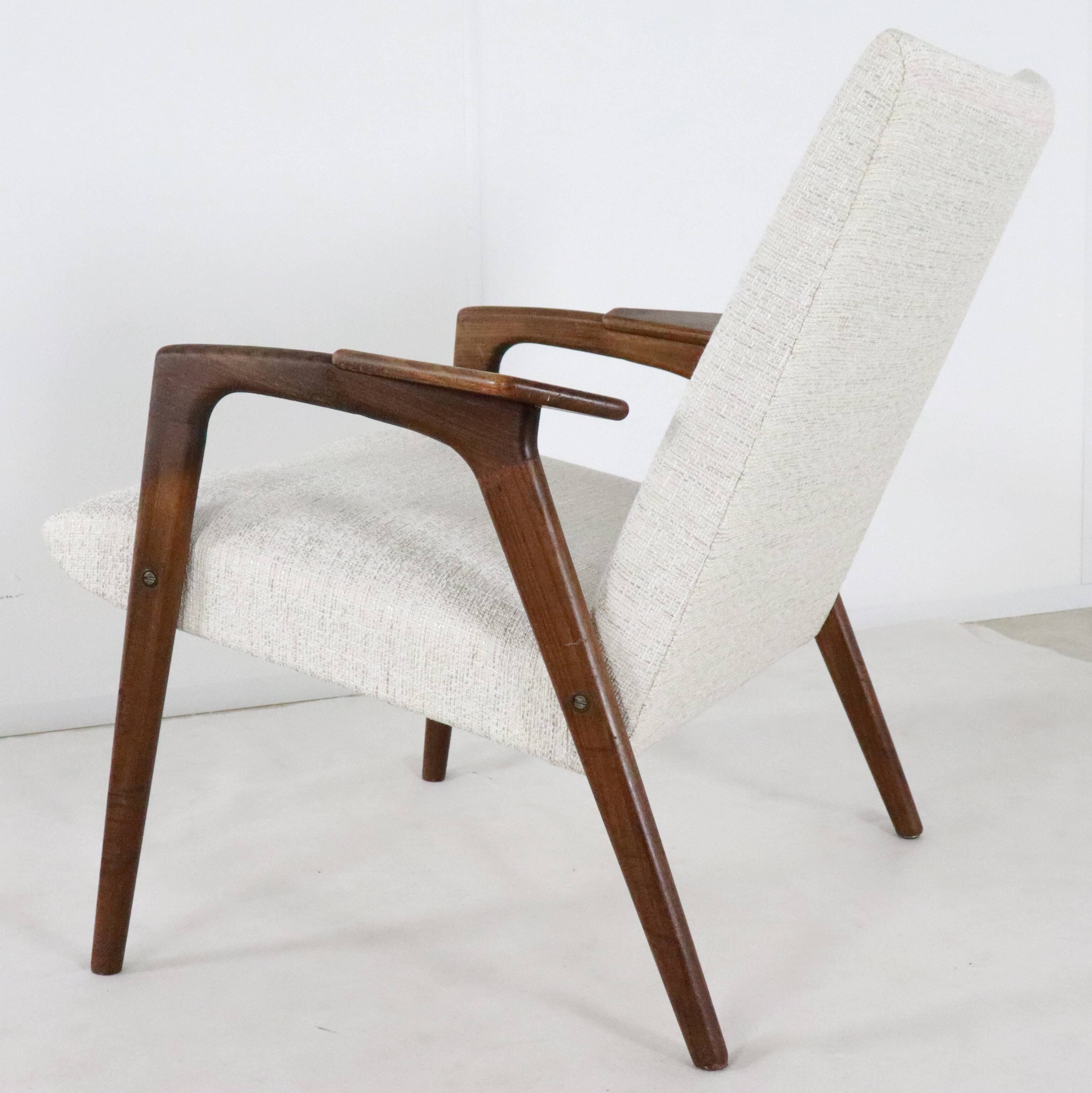 Pastoe Ruster Yngve Ekstrom armchair 'Kruishaar'