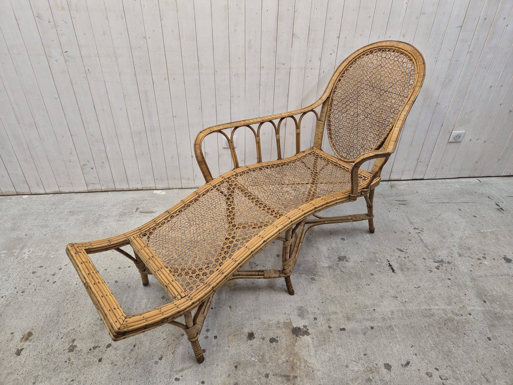 Old rattan daybed