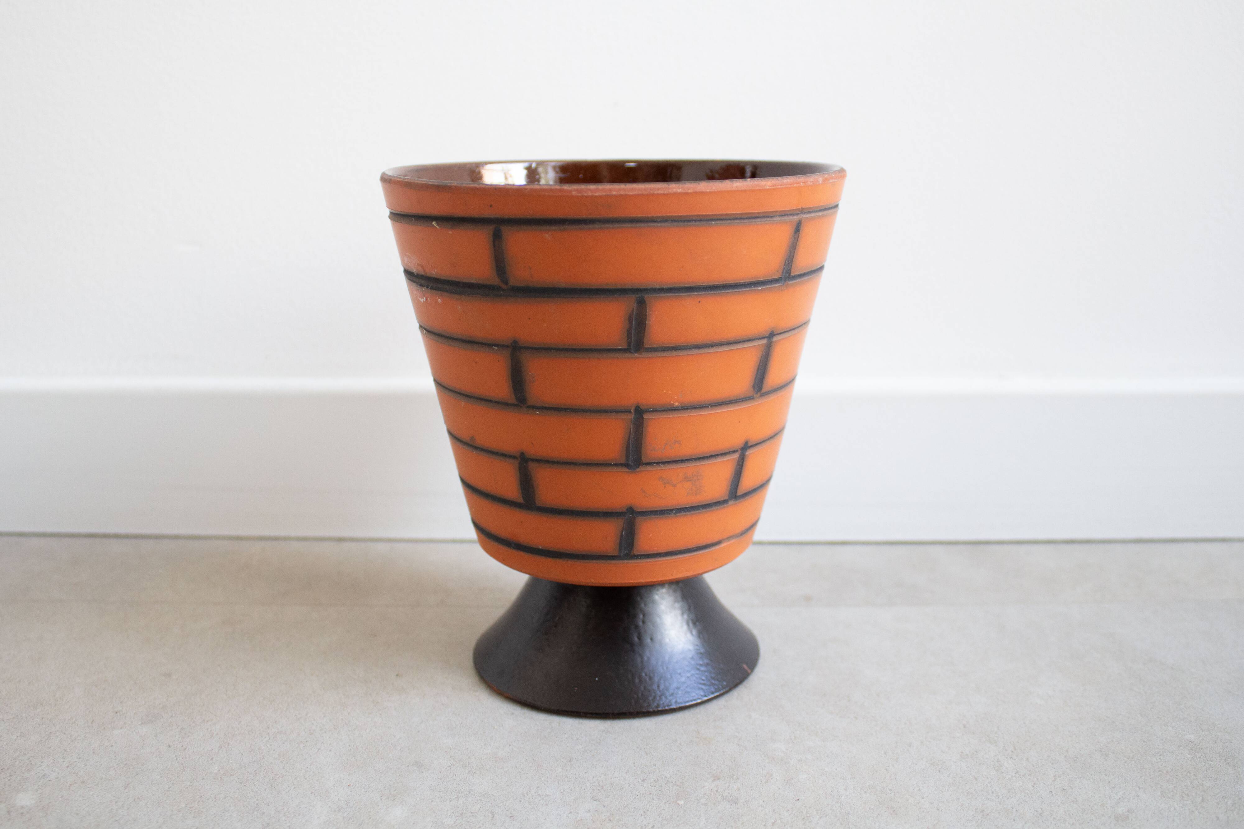 Vintage terracotta ceramic diabolo planter / flower pot