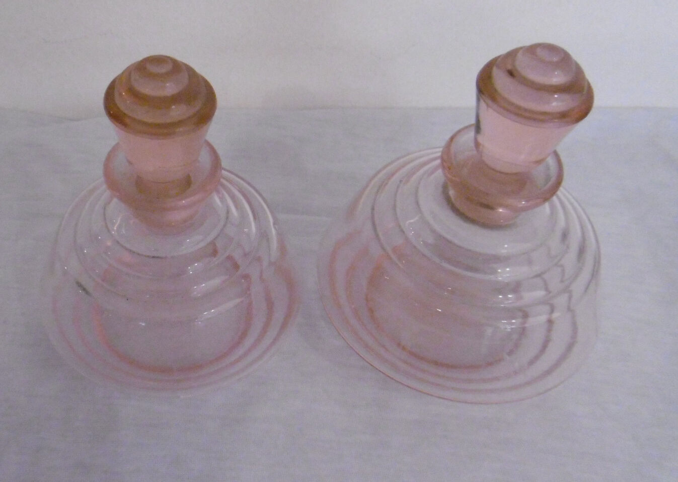 Paire de flacons art deco en verre