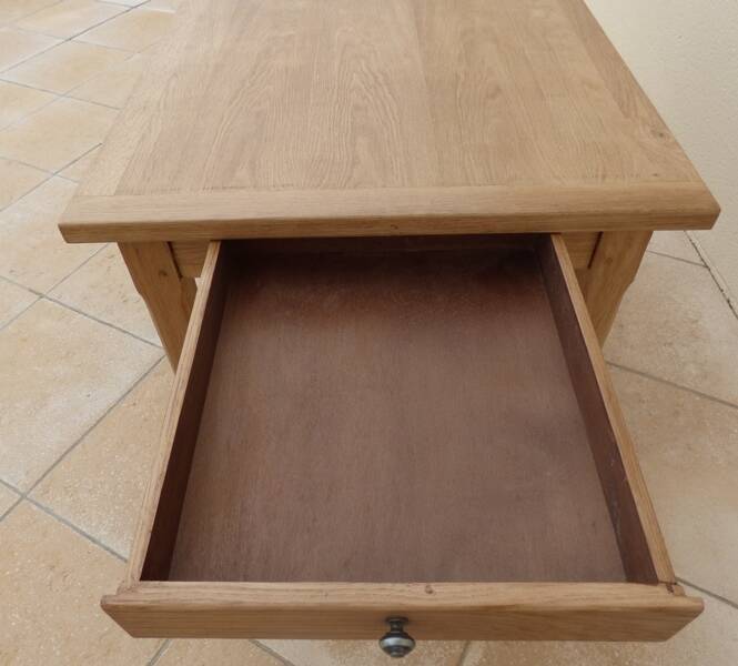 Solid oak farmhouse table with 2 large drawers and brass knobs - Fully restored