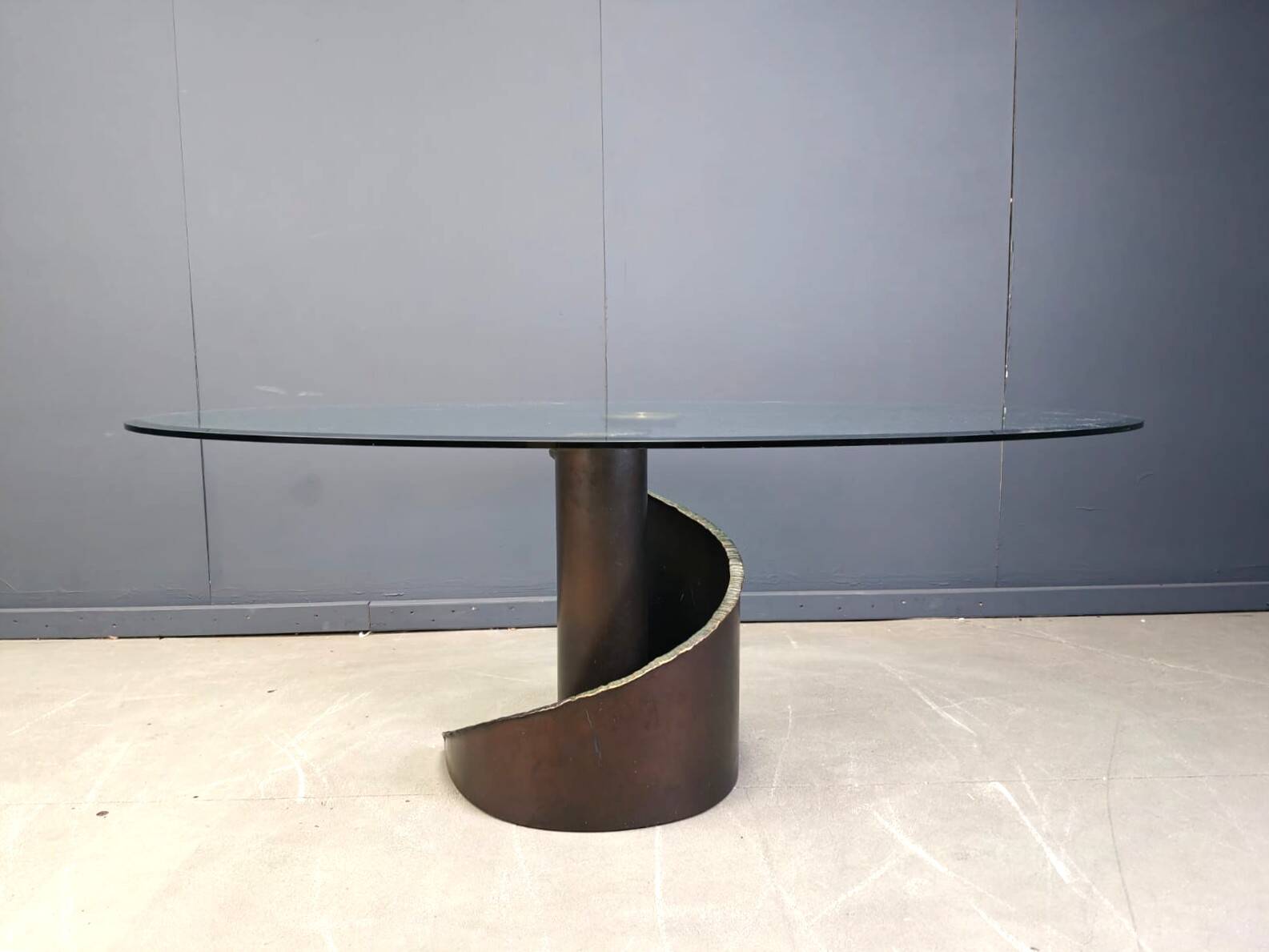 Table de salle à manger en verre et bronze de style brutaliste des années 1990, signée Barilone pour Roche B