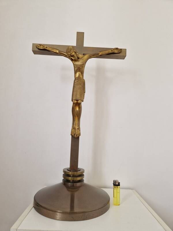 Jean Lambert-Rucki (1888-1967) - Importante sculpture en bronze doré - Christ en croix - Signée