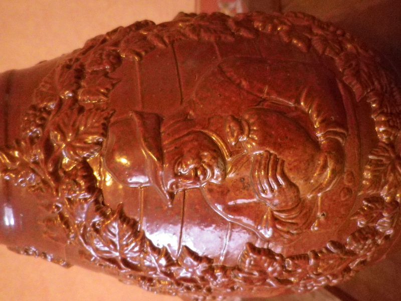 Beauvais sandstone pitcher decorated with a prizery