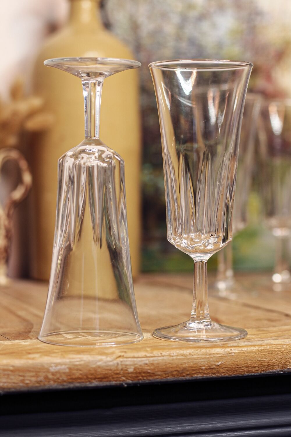 Set of 7 champagne flutes