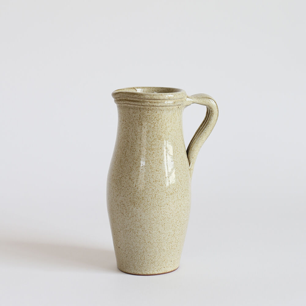 Sandstone pitcher