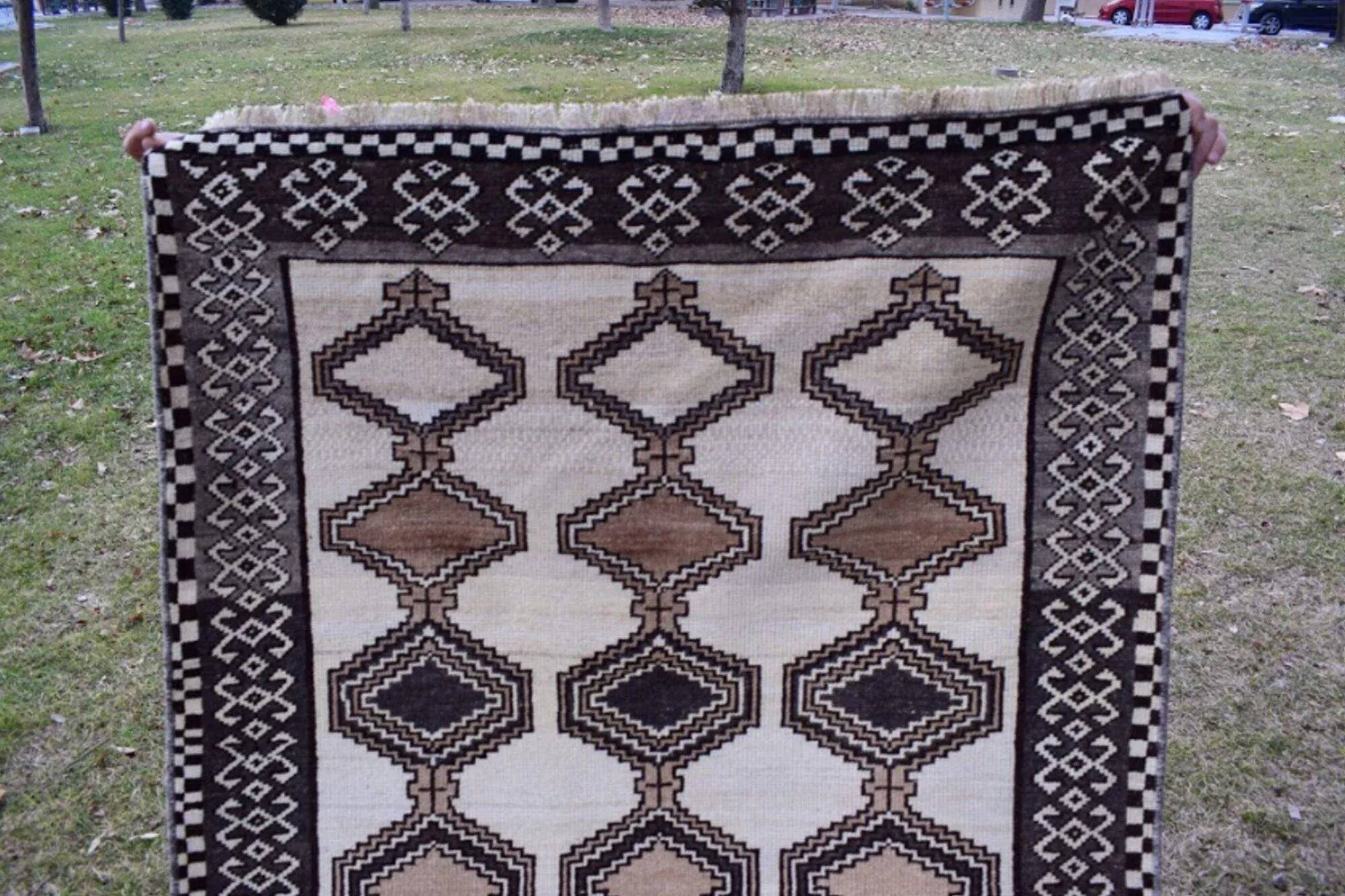 Vintage Turkish Oushak rug 103x200 cm