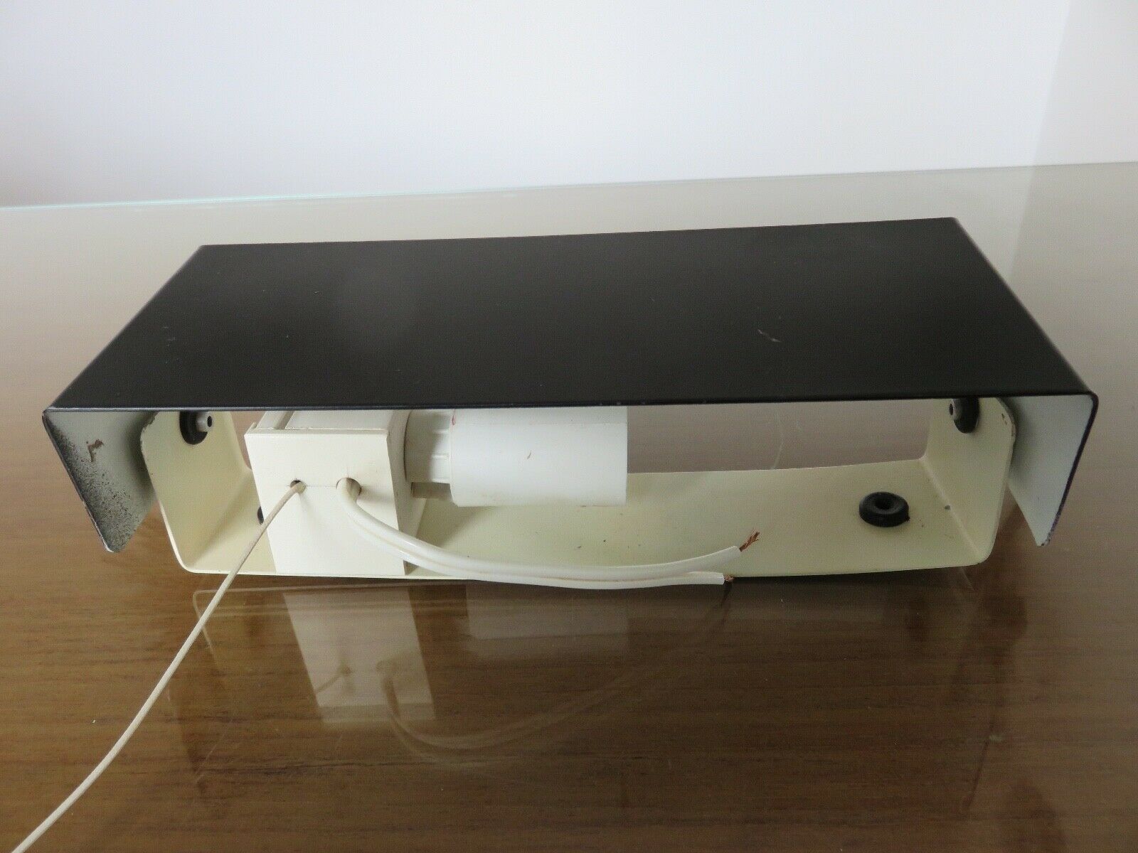 80s swivel-shutter sconce