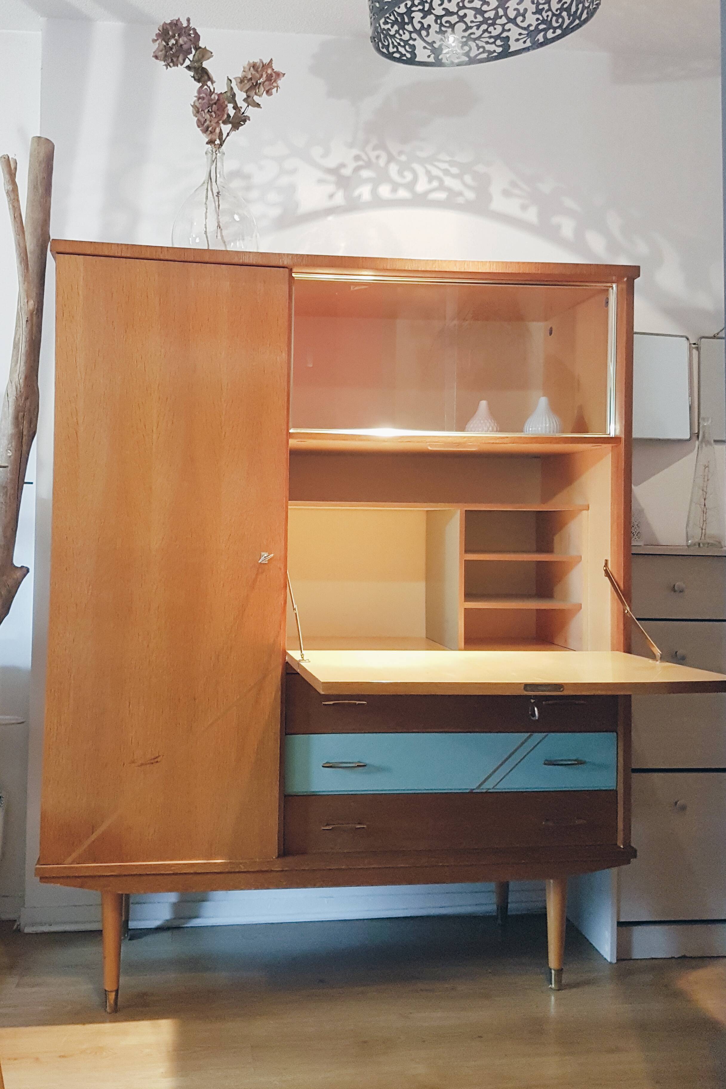 The 1950s vintage Cabinet Secretary