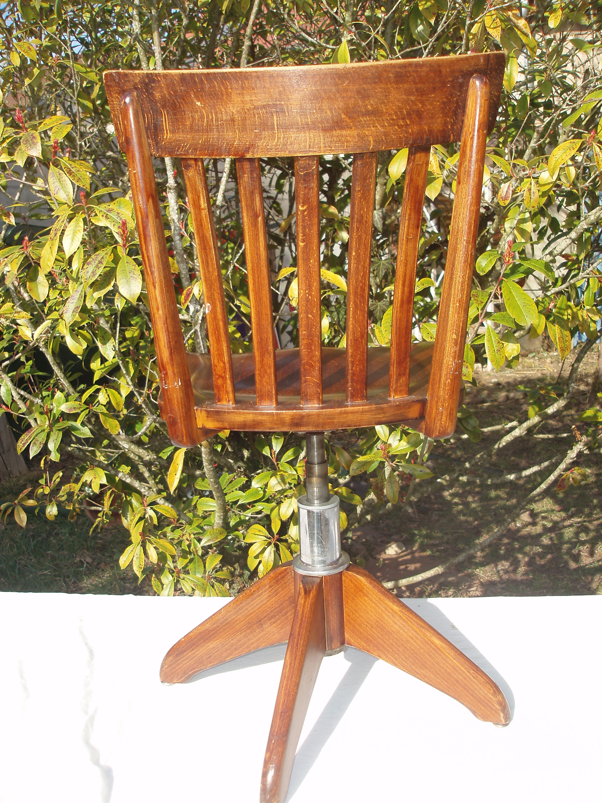 Giroflex swivel and adjustable wooden Office armchair