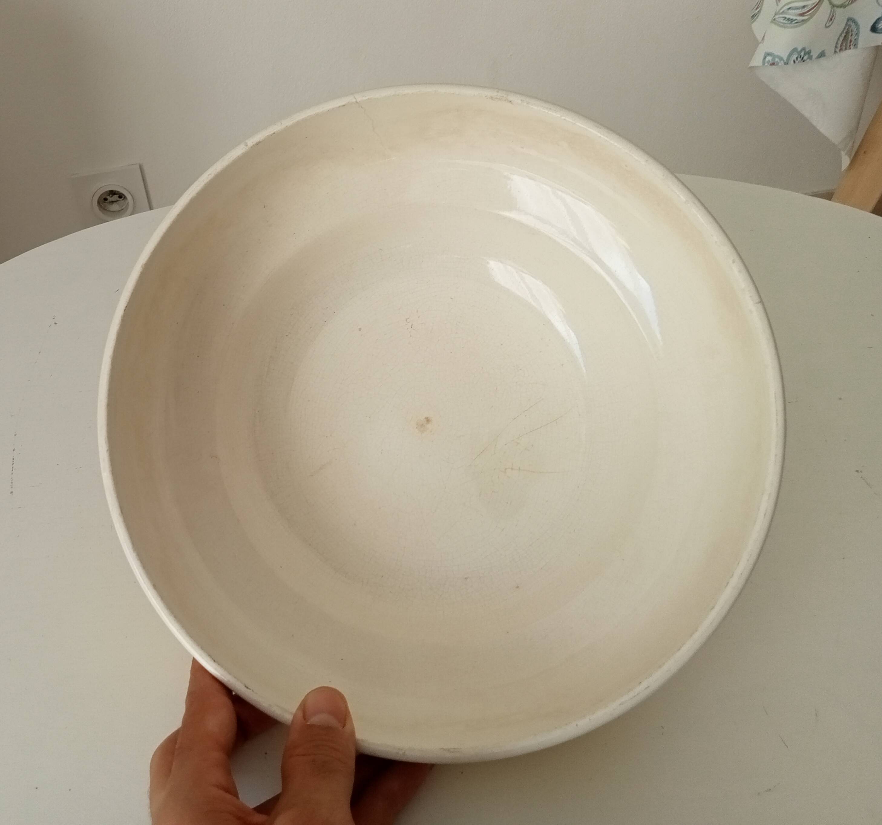 Antique ceramic salad bowl "Faiences nouvelles Givors"