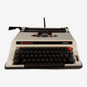 Machine à écrire mécanique vintage Olympia Olympiette Special