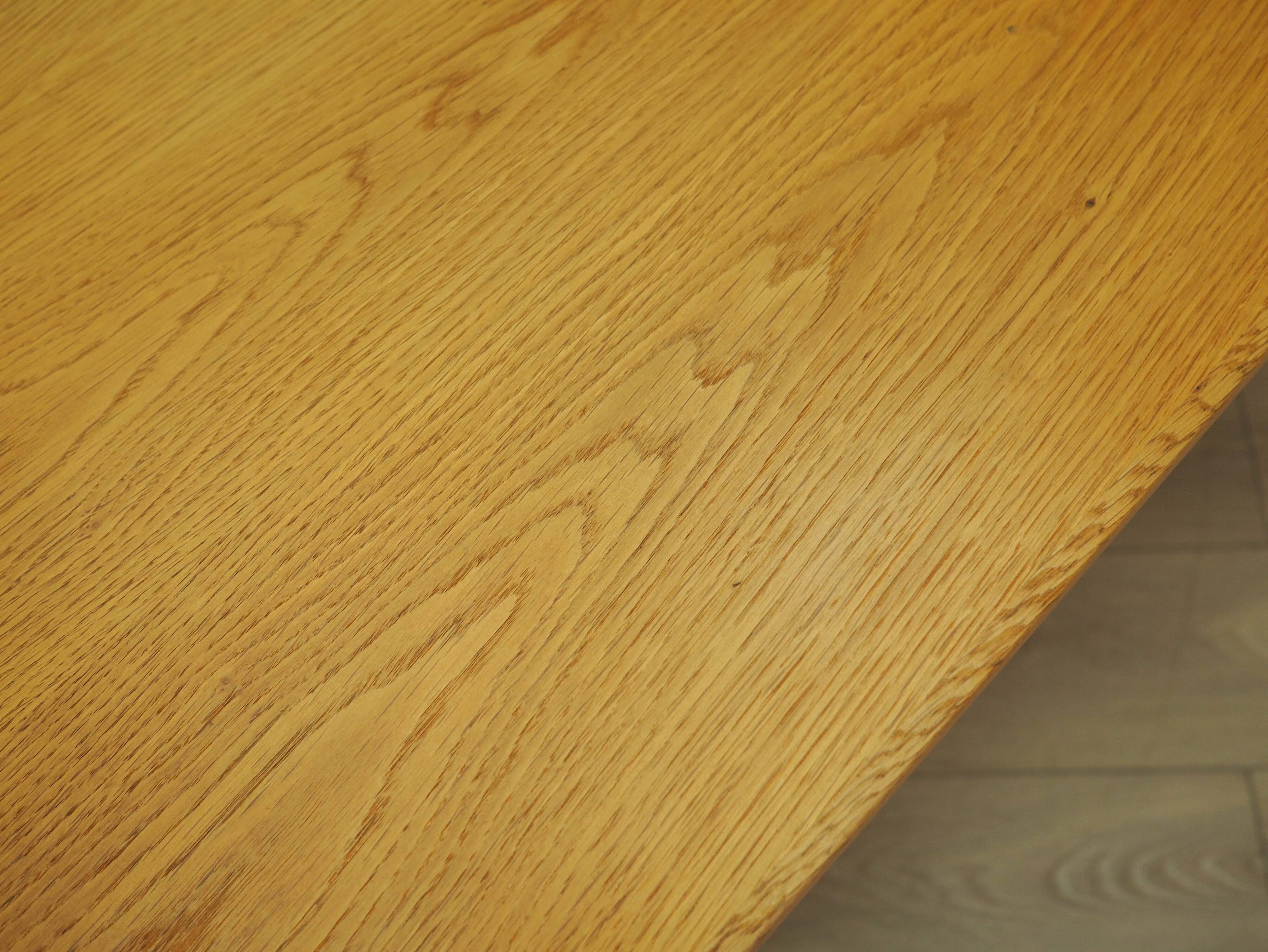 Oak desk, Danish design, 1960s, designer: Henning Kjærnulf