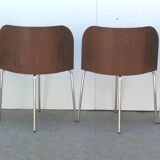 Table et chaises modèles fusion de Sandra Kragnert pour Ikea 1990