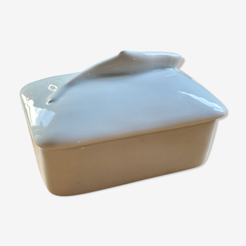 Beurrier poisson en porcelaine ou petite terrine