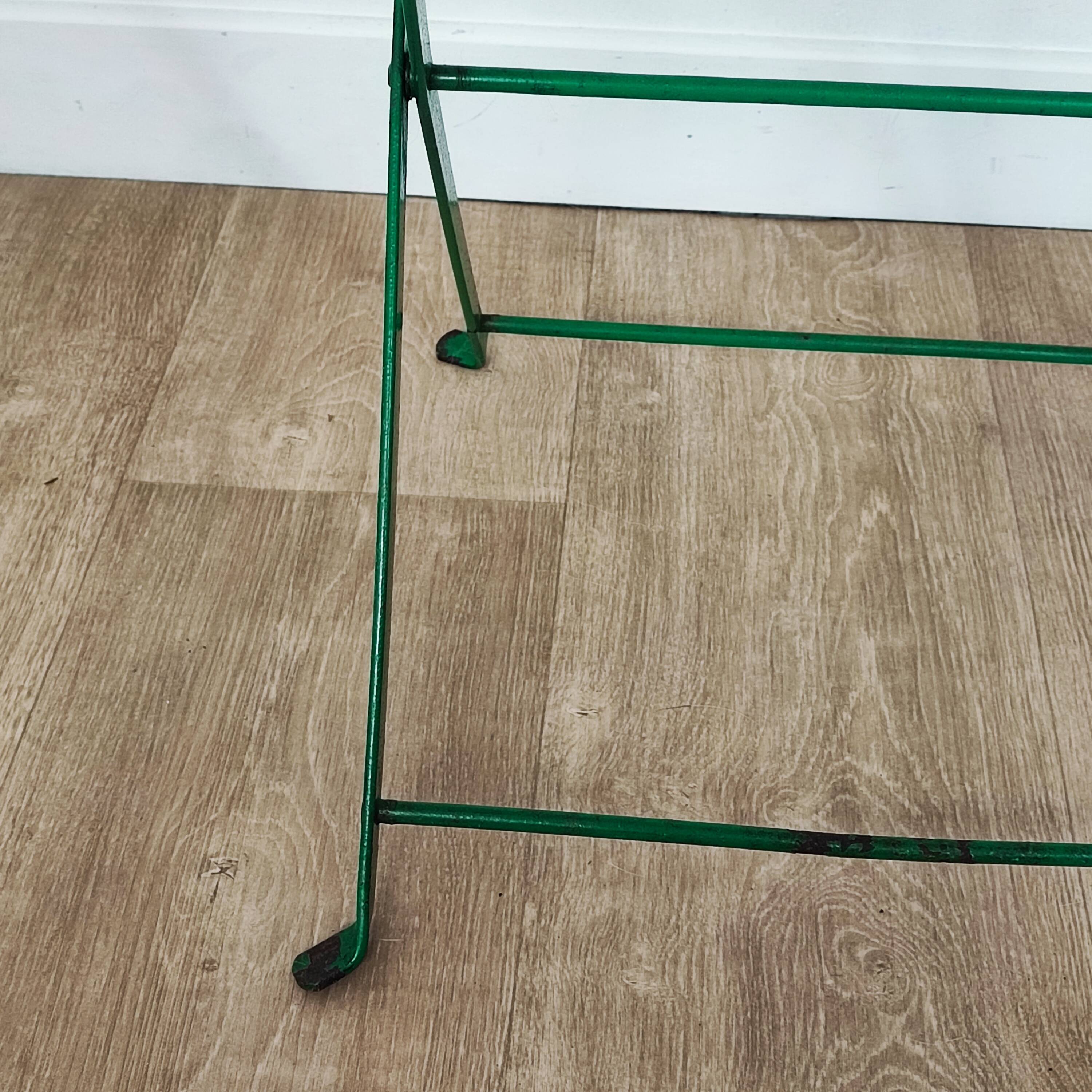 Folding garden chairs