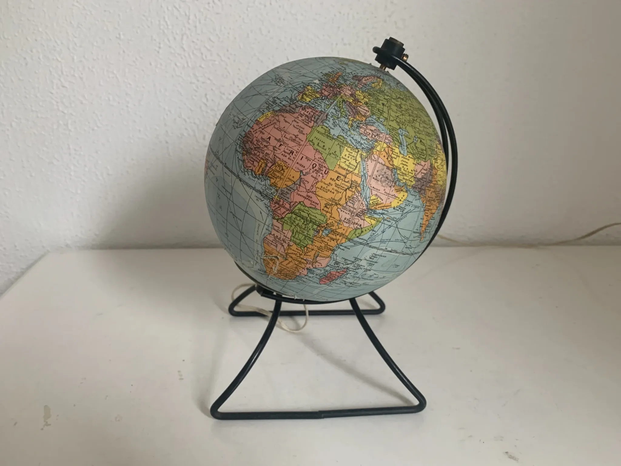 Vintage 1960 terrestrial globe glass world map Perrina - 24 cm