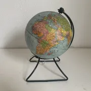 Vintage 1960 terrestrial globe glass world map Perrina - 24 cm