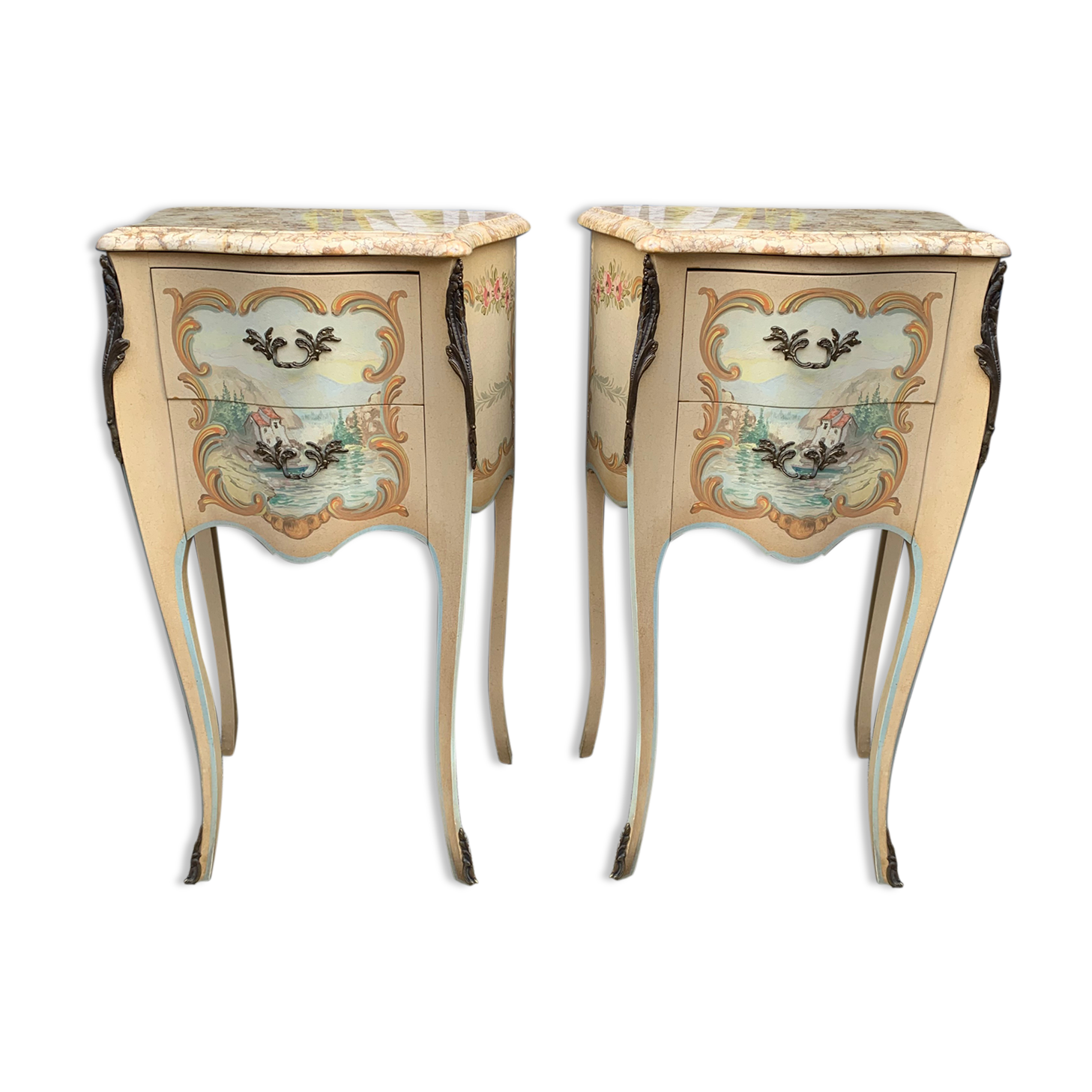Paire de chevets style Louis XV bois peint