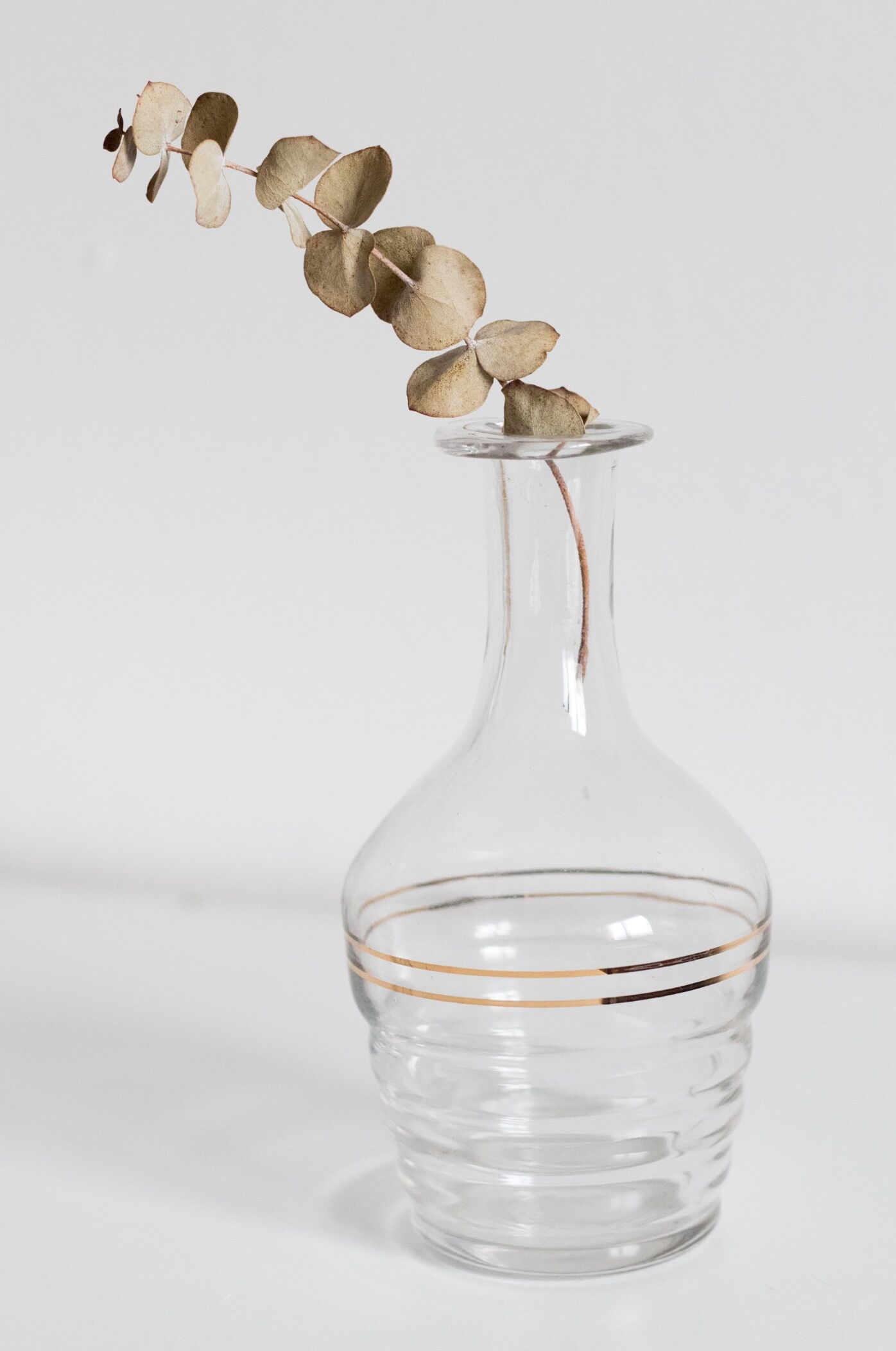 Carafe vintage doré