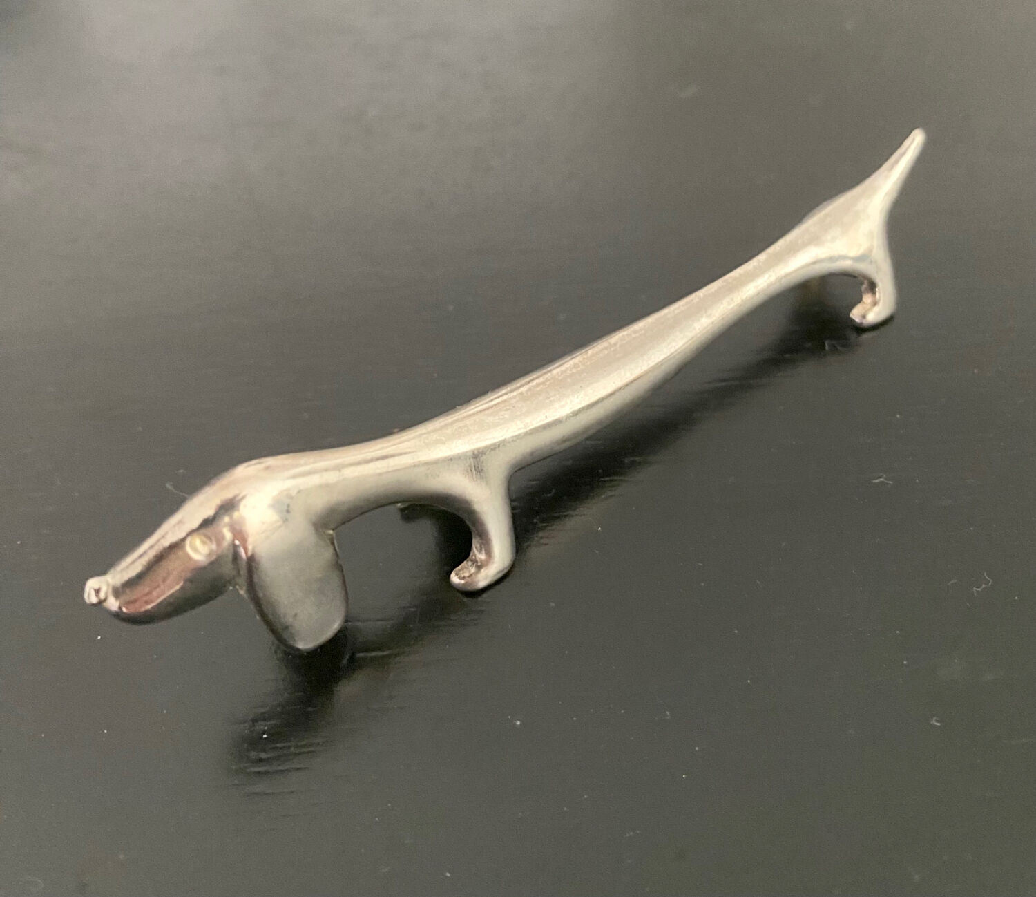 8 various animal knife holders in silver metal