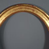 Old oval frame gilded wood with gold leaf 58.5x48.5 cm, foliage 49.8x40.8 cm SB
