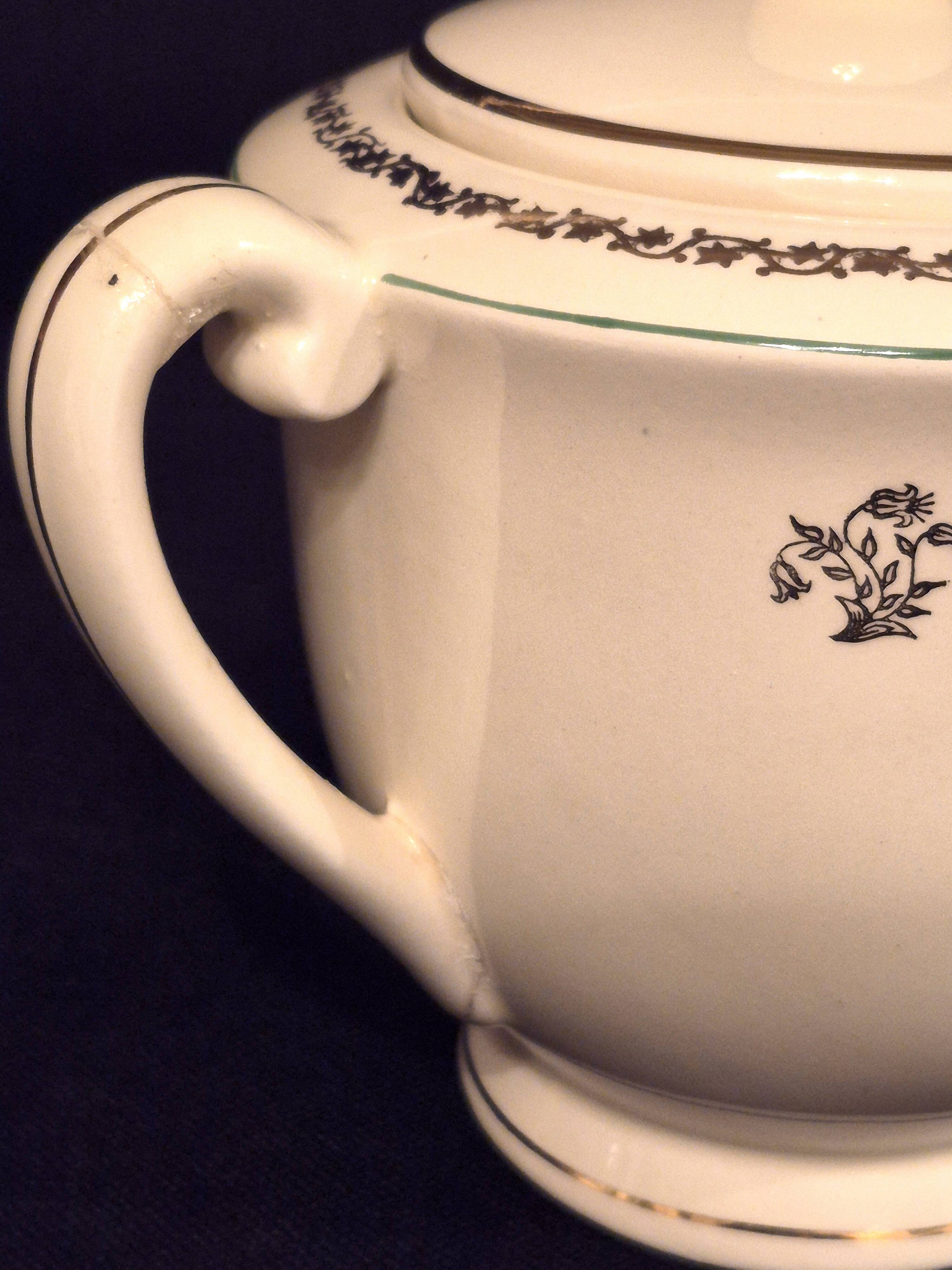 Antique sugar bowl, in Gien earthenware, Model Valence A040