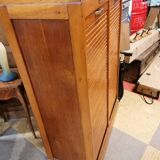 Double curtain file cabinet