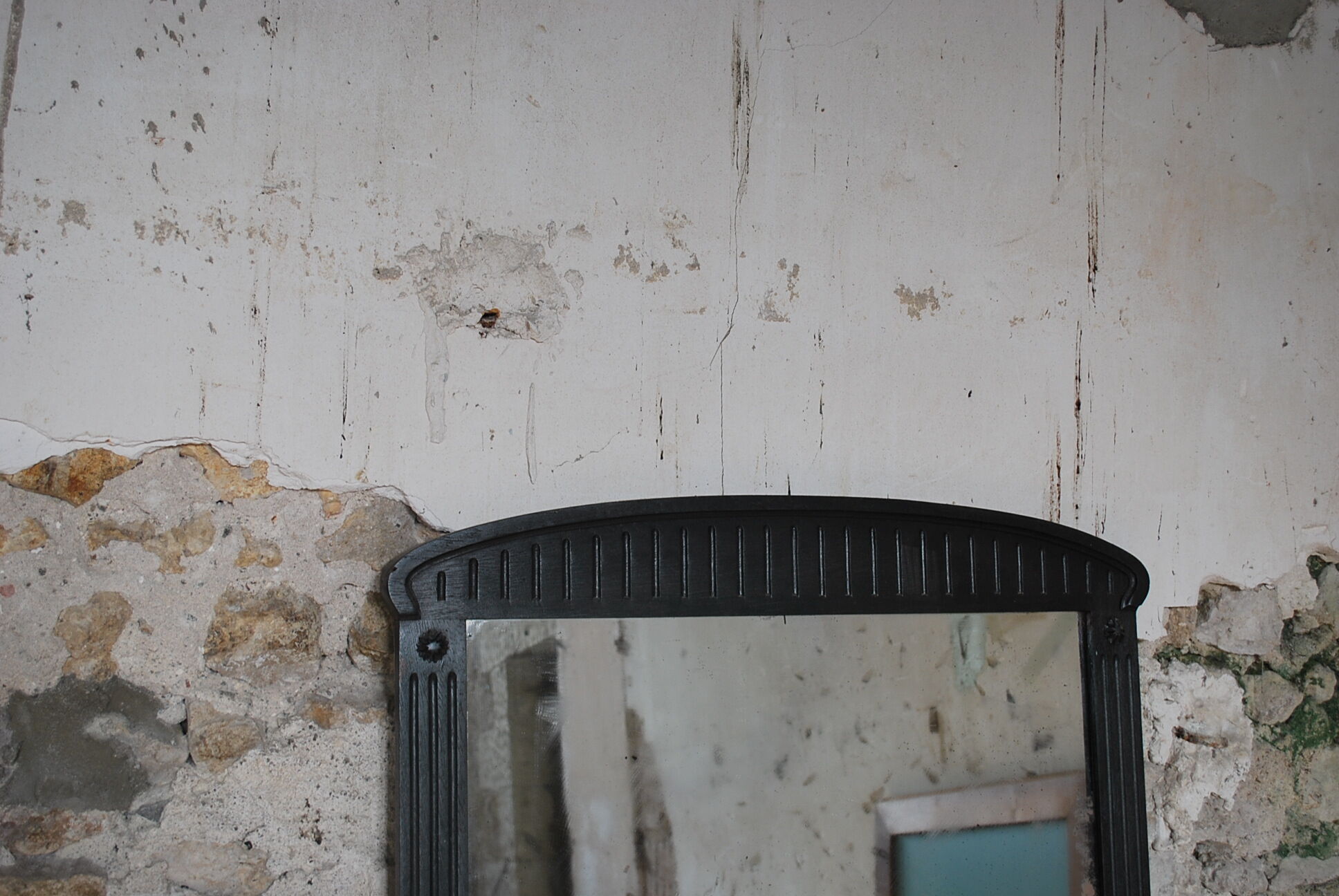 Black fireplace mirror 95x141cm