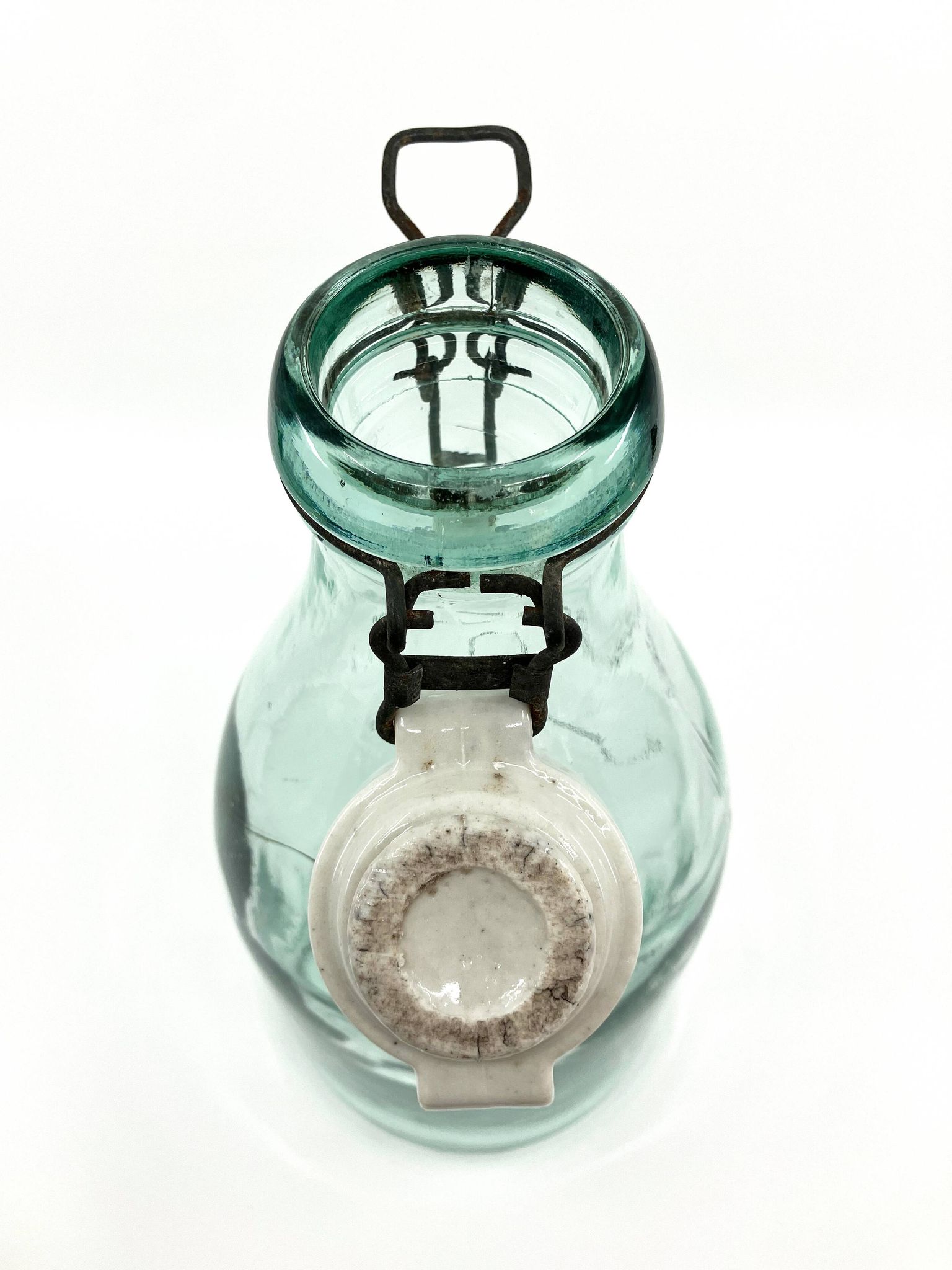Grande bouteille "Mercur" en verre et bouchon en céramique • 2L • 1930