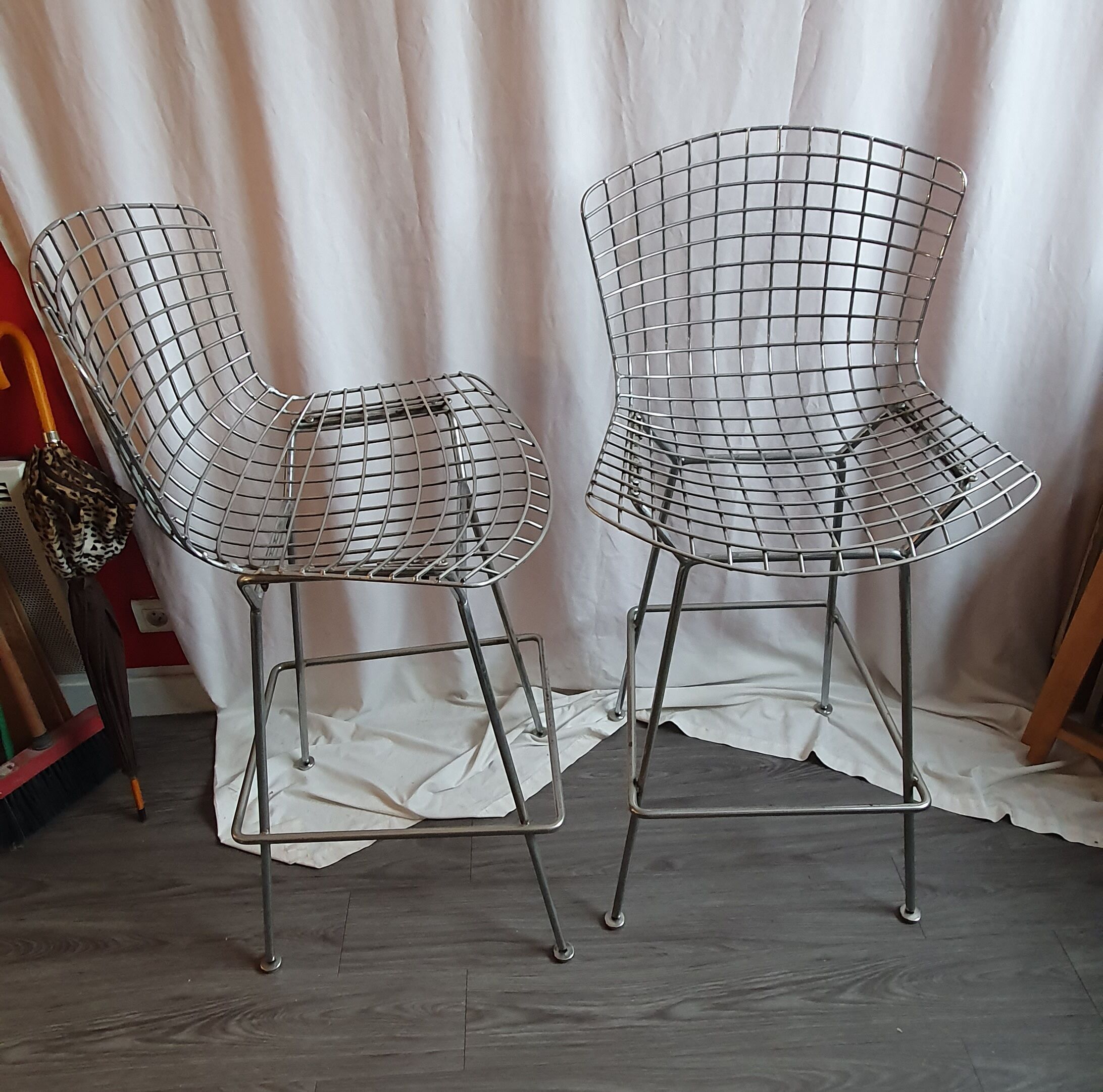 High stool by Harry Bertoia for knoll