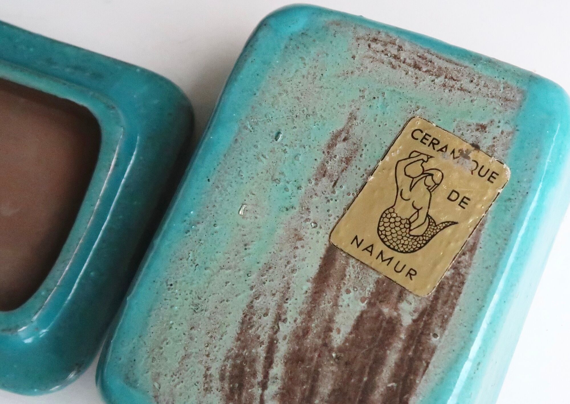 Ceramic box by Yvette Manoy, Namur, 60s