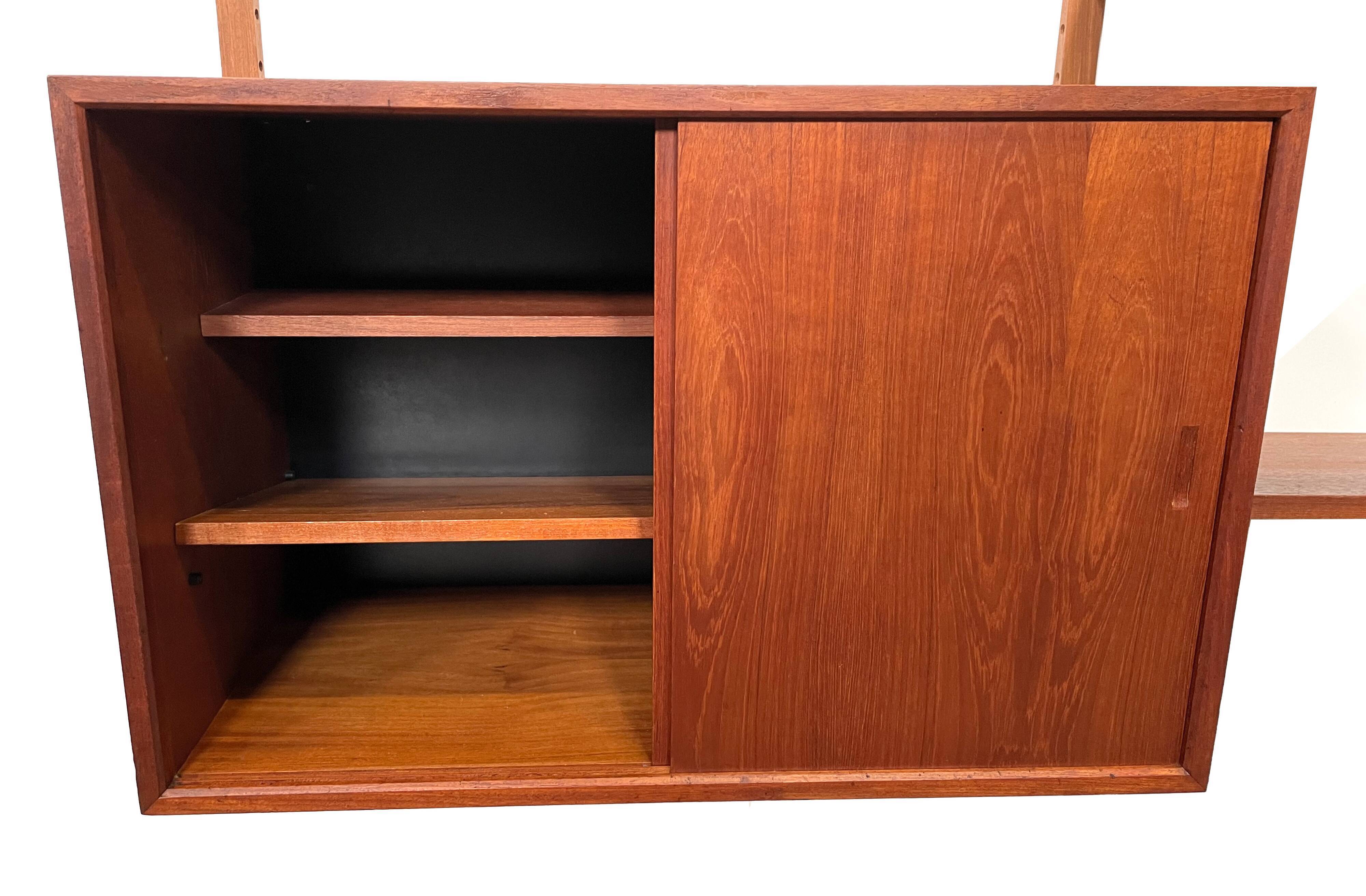 Vintage Poul Cadovius Royal System wall system wall