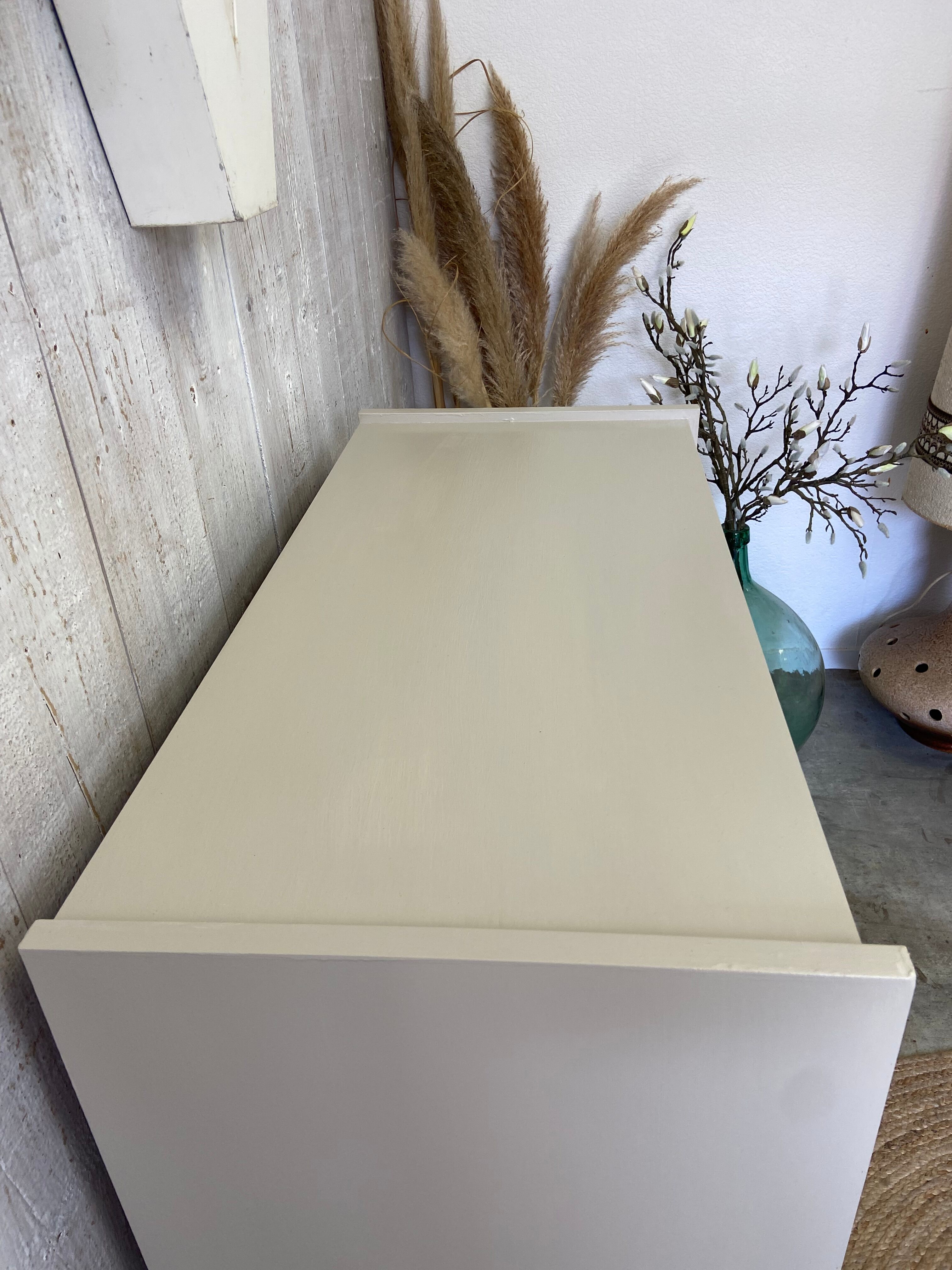 Vintage chest of drawers