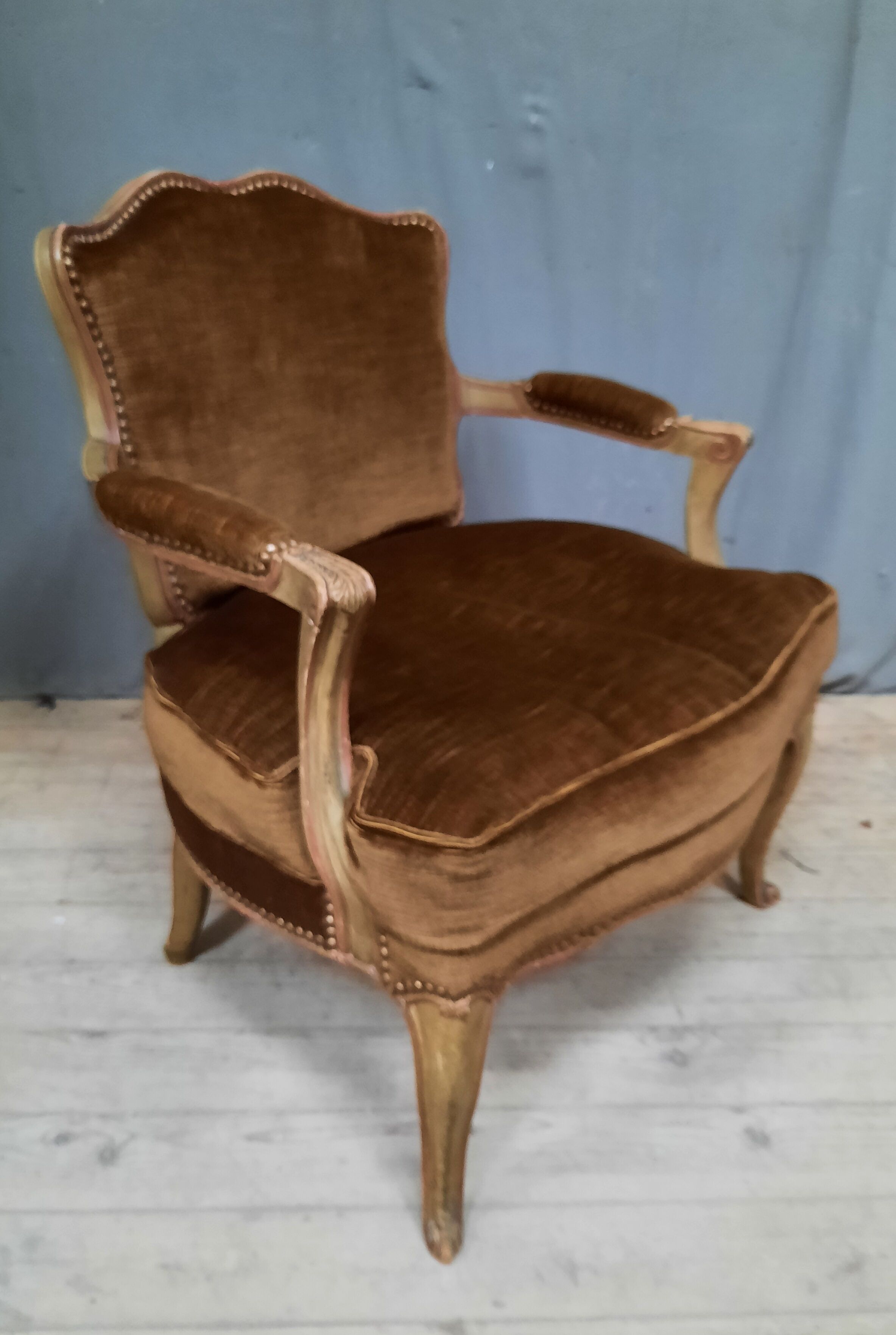 Fauteuil cabriolet style Louis XV