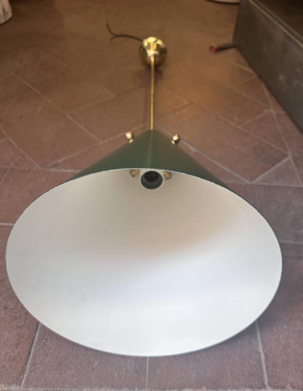 Lampadario a forma di cono in ottone, anni '70
