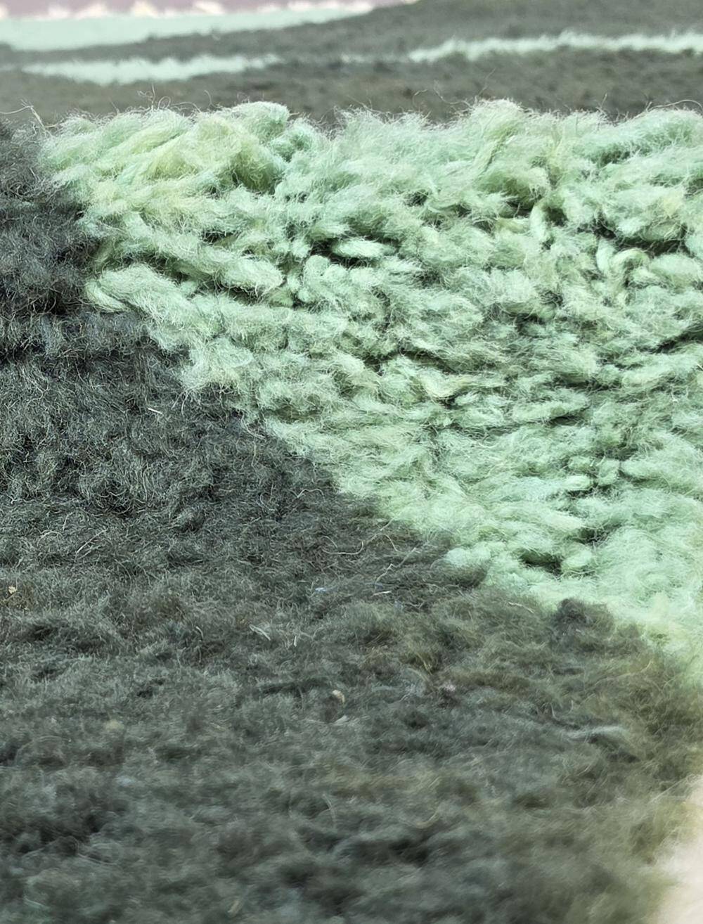 Contemporary Green Berber Rug - 300 x 246 cm