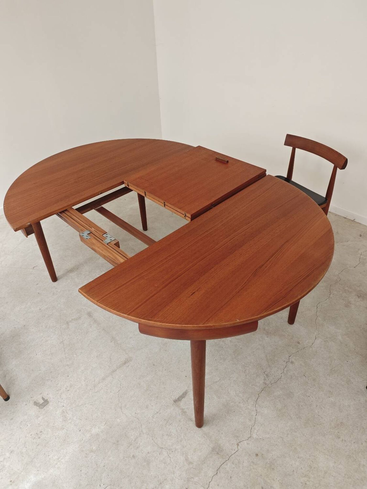 Table de repas et 4 chaises par Hans Olsen pour Frem Rojle  Danemark
