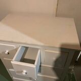 White chest of drawers
