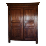 Armoire très ancienne noyer