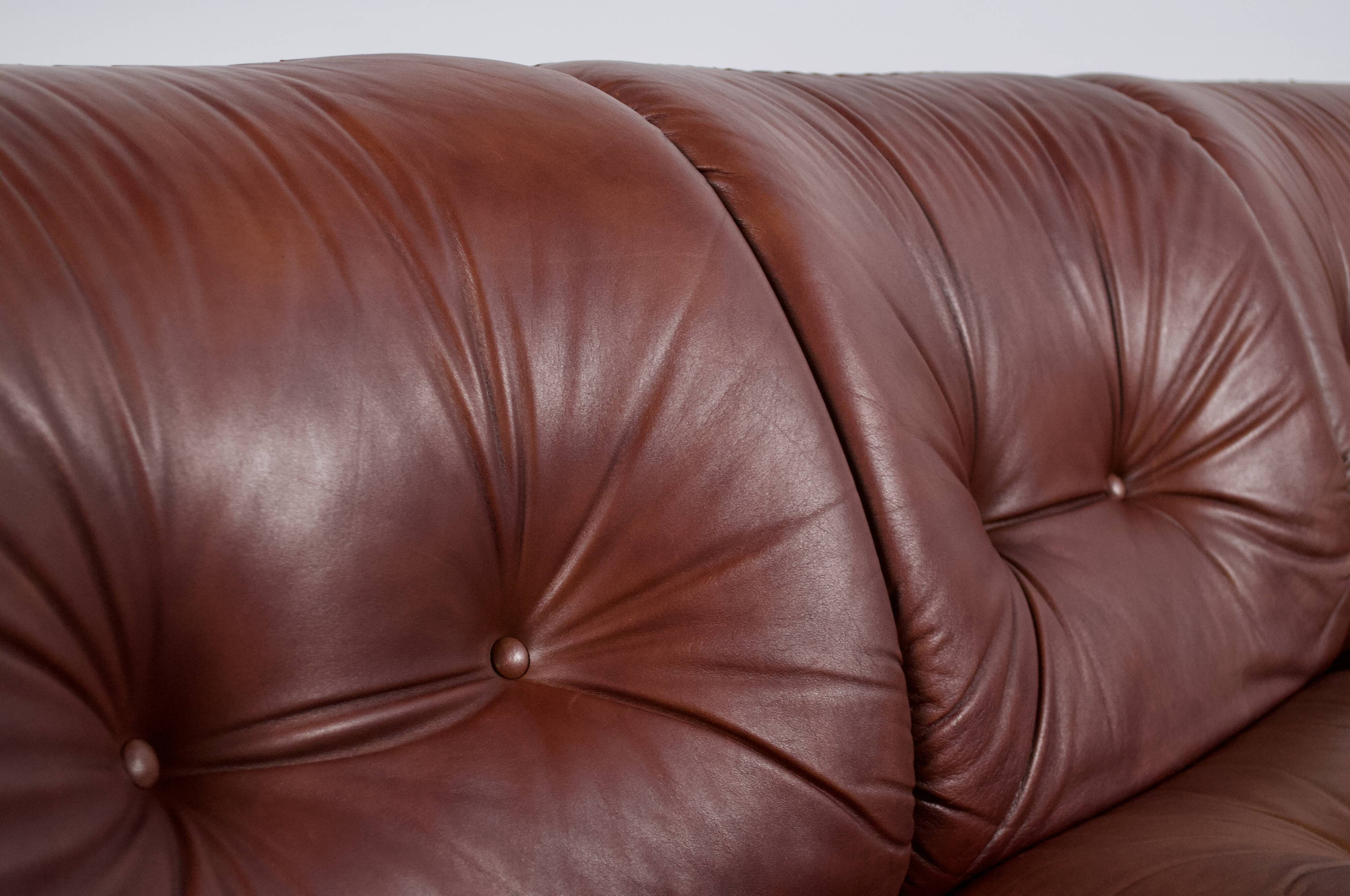 Sapporo leather sofa 1970s by Mobil Girgi publisher
