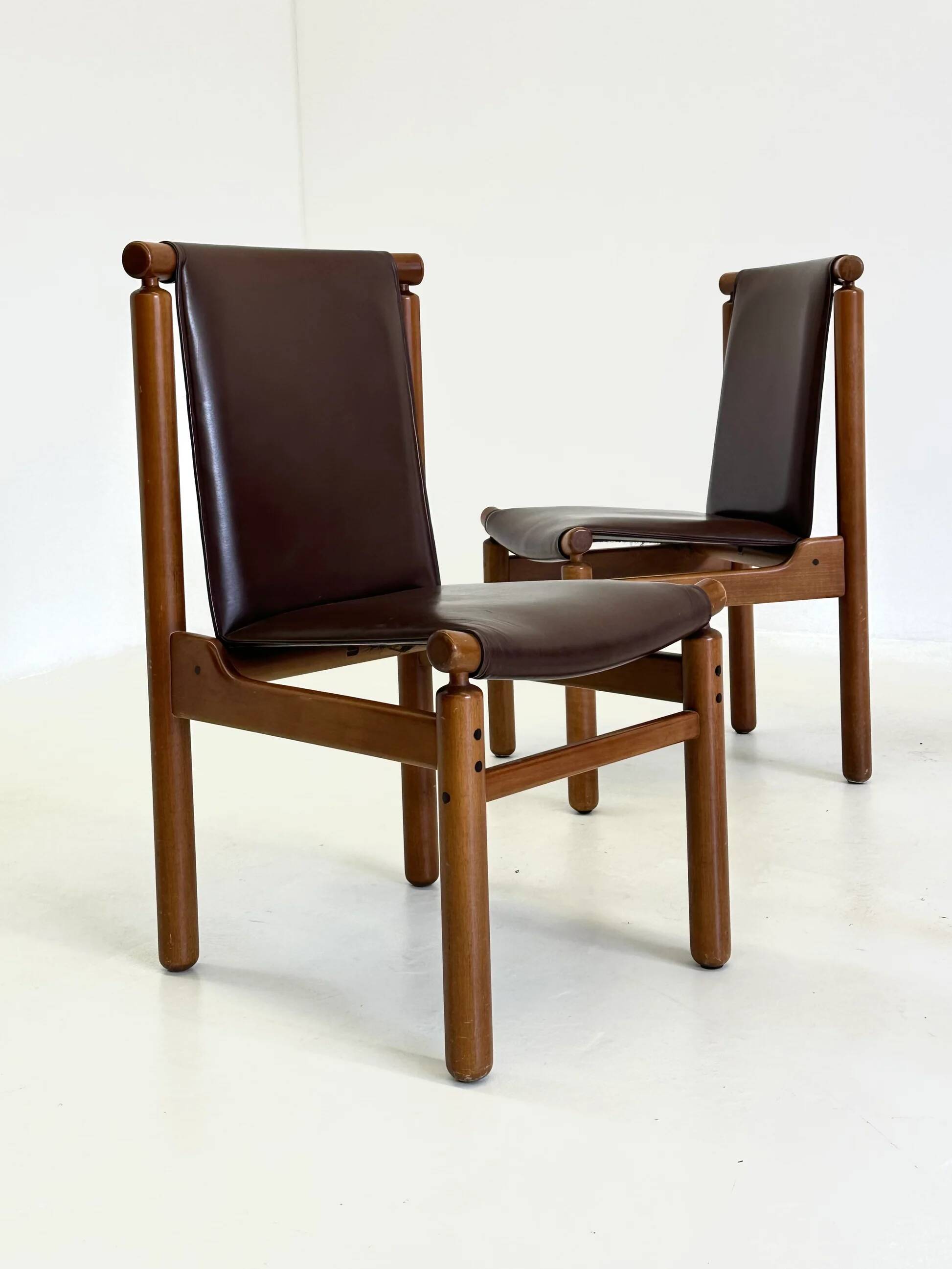 Set of Tapiovaara dining chairs by La Permanente Cantù