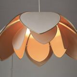 Lotus flower pendant, petals