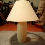 White/beige lamp
