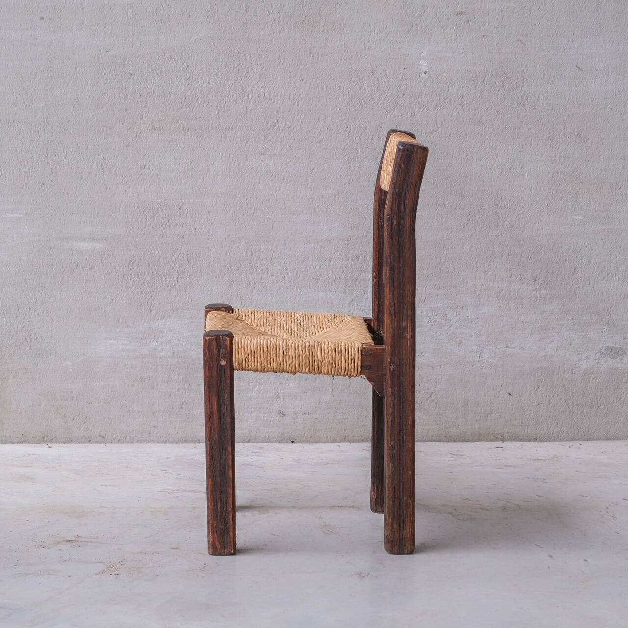 Ensemble de six chaises de salle à manger françaises Chunky Rush du milieu du siècle